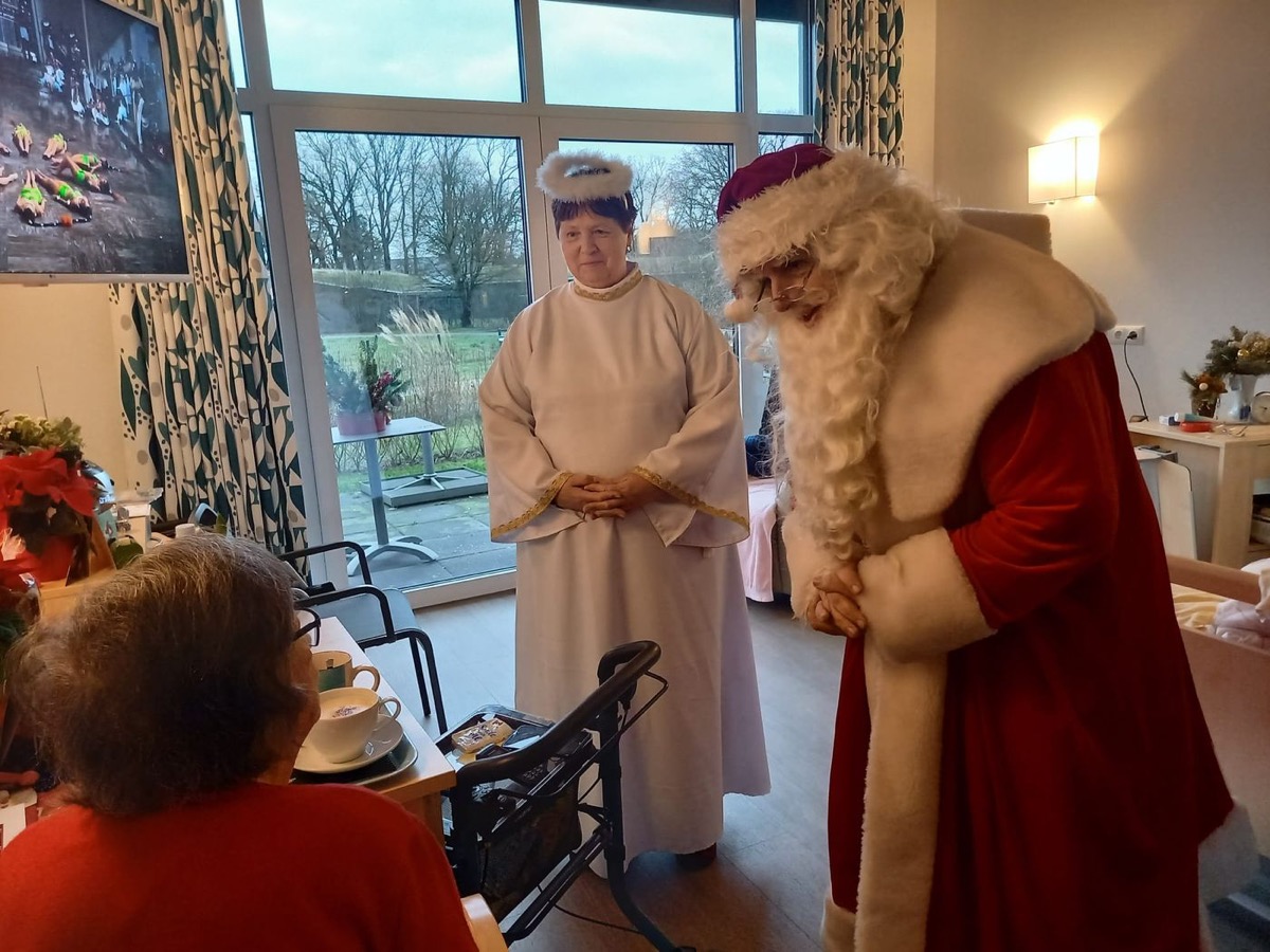 Besuch im Seniorenheim
